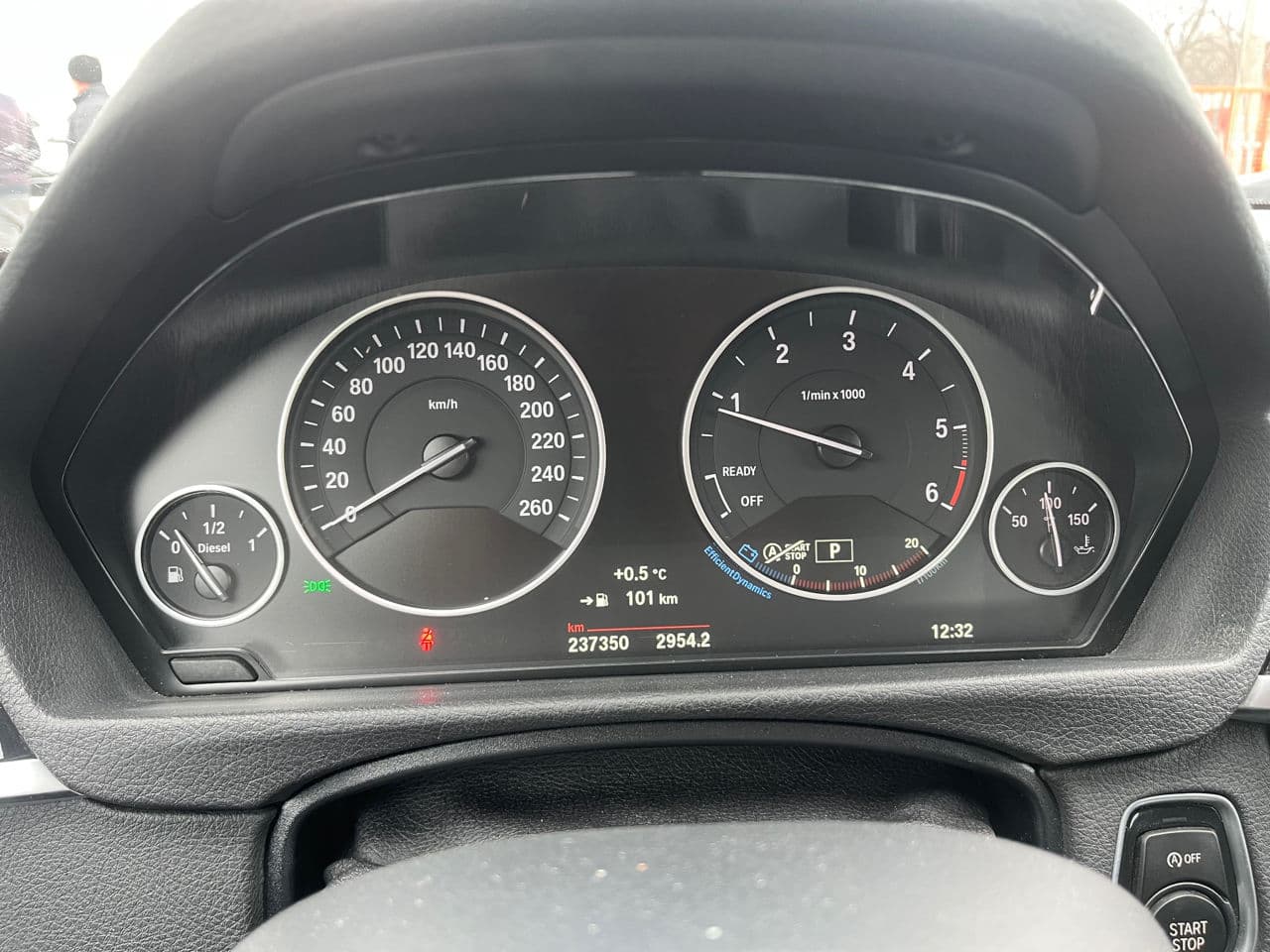 BMW 318 2017 — Миниатюра 10