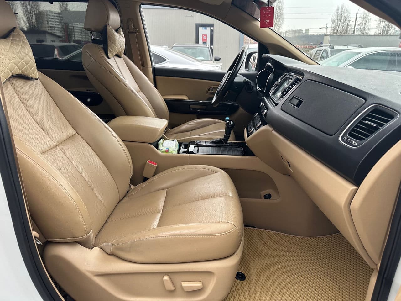 Kia Carnival 2015 — Миниатюра 18