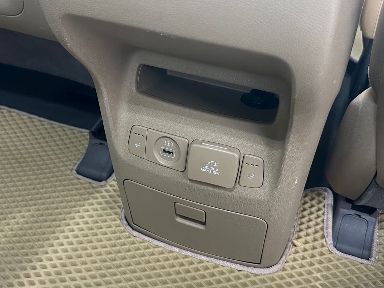 Kia Carnival 2015 — Миниатюра 21