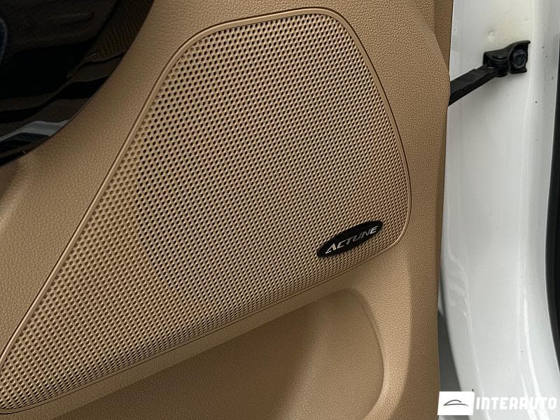 Kia Carnival 2015 — Миниатюра 9