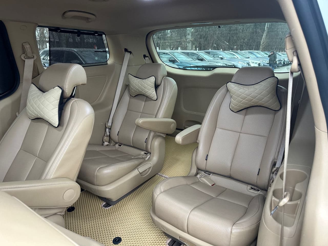 Kia Carnival 2015 — Миниатюра 23