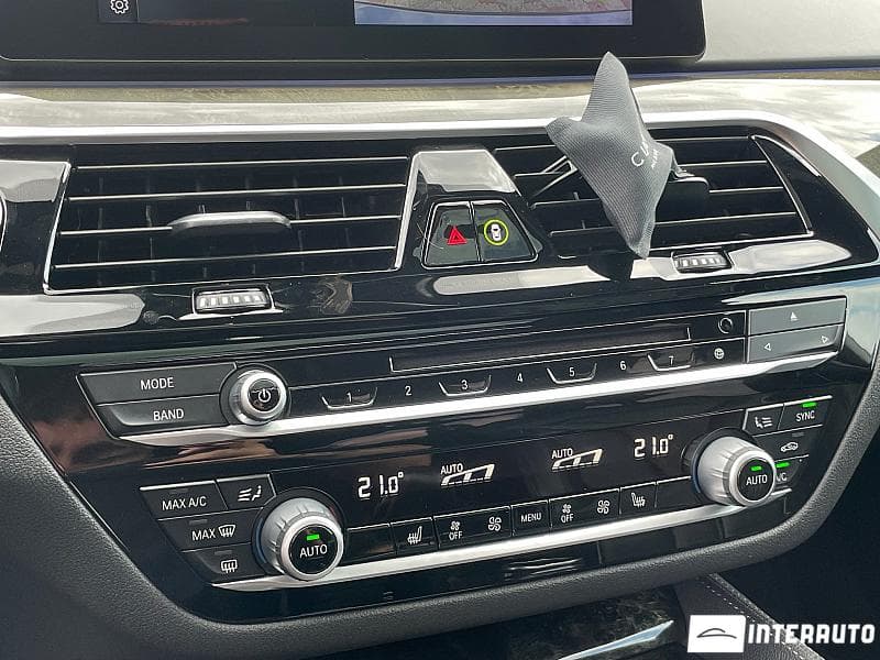 BMW 530 2017 — Миниатюра 11