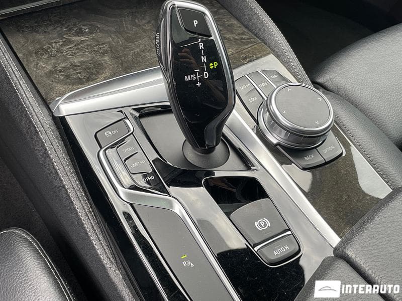 BMW 530 2017 — Миниатюра 12