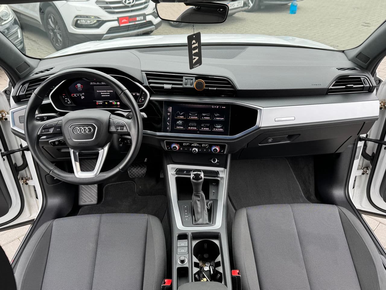 Audi Q3 2020 — Миниатюра 8