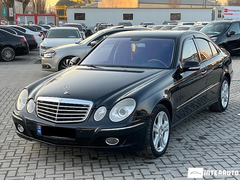Mercedes E 200