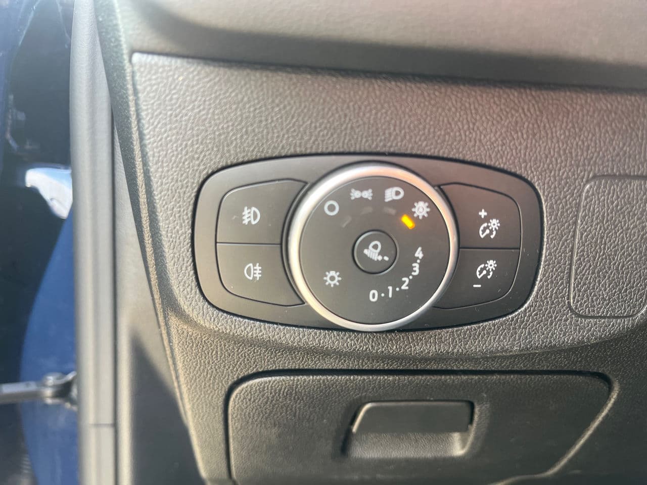 Ford Focus 2018 — Миниатюра 8