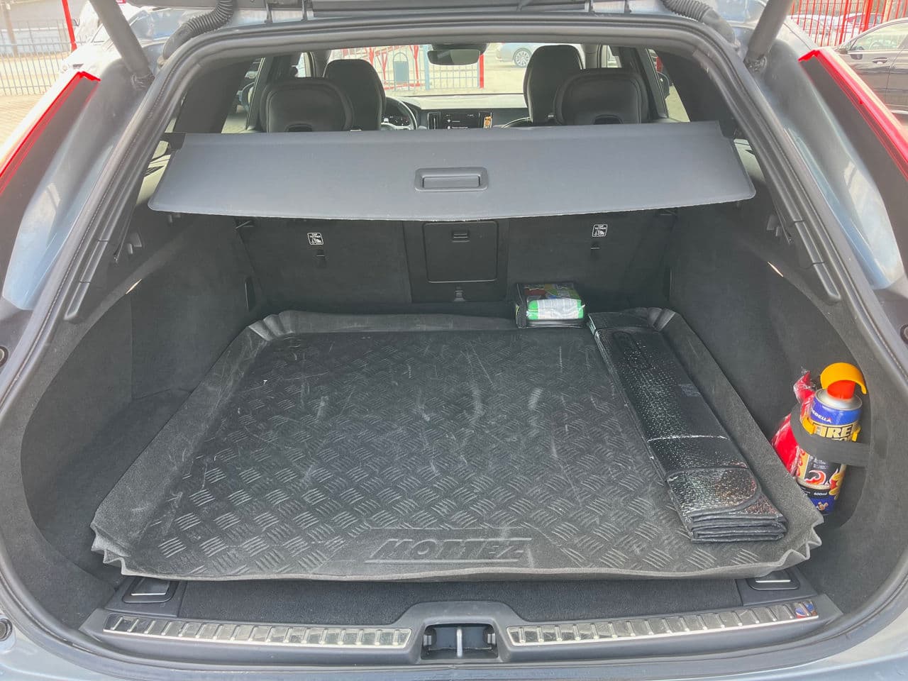 Volvo V 90 Cross Country 2019 — Миниатюра 18