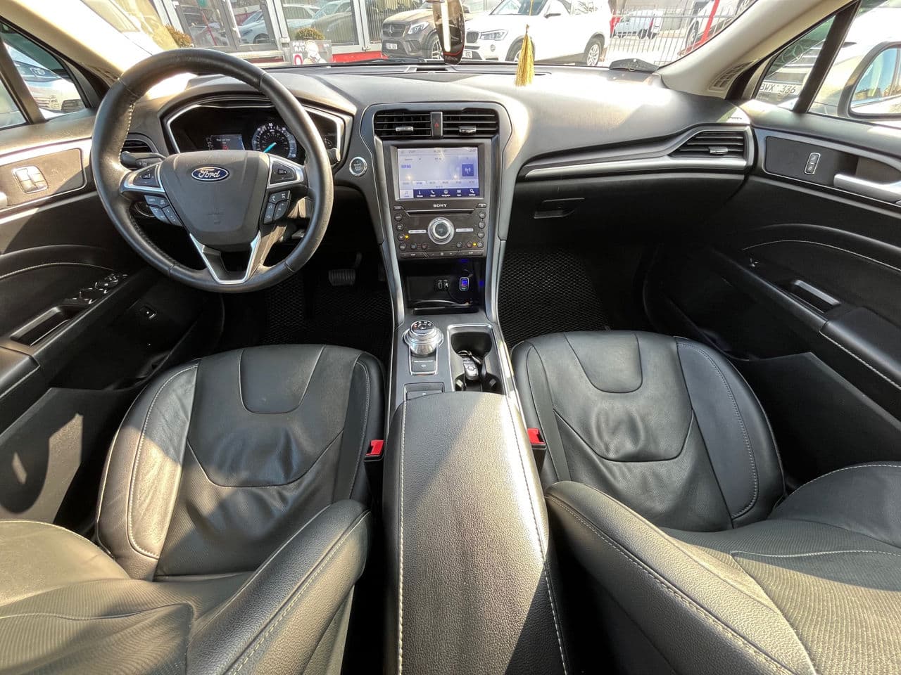 Ford Fusion 2019 — Миниатюра 10