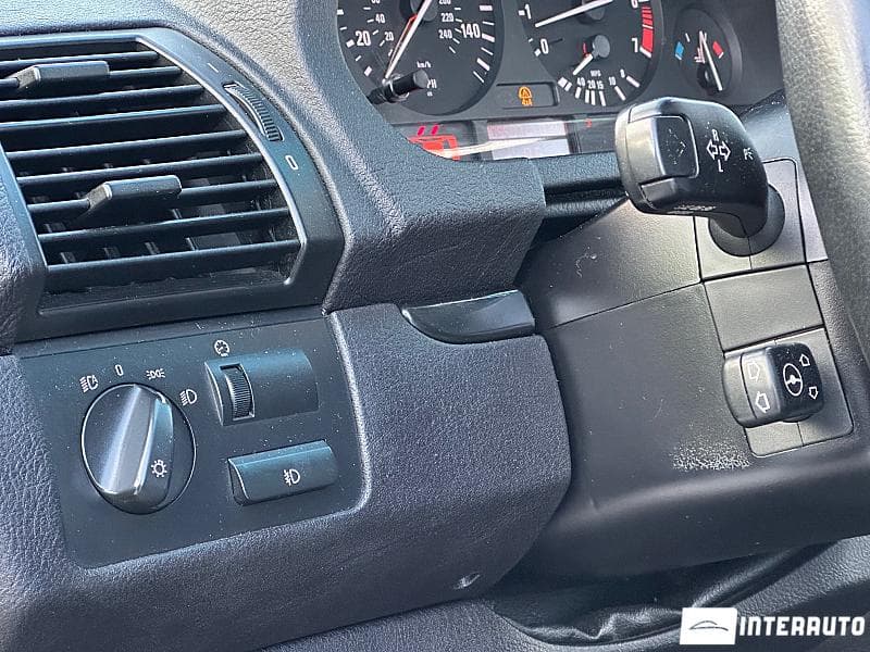 2005 BMW X5 3.0i — Miniatură 16