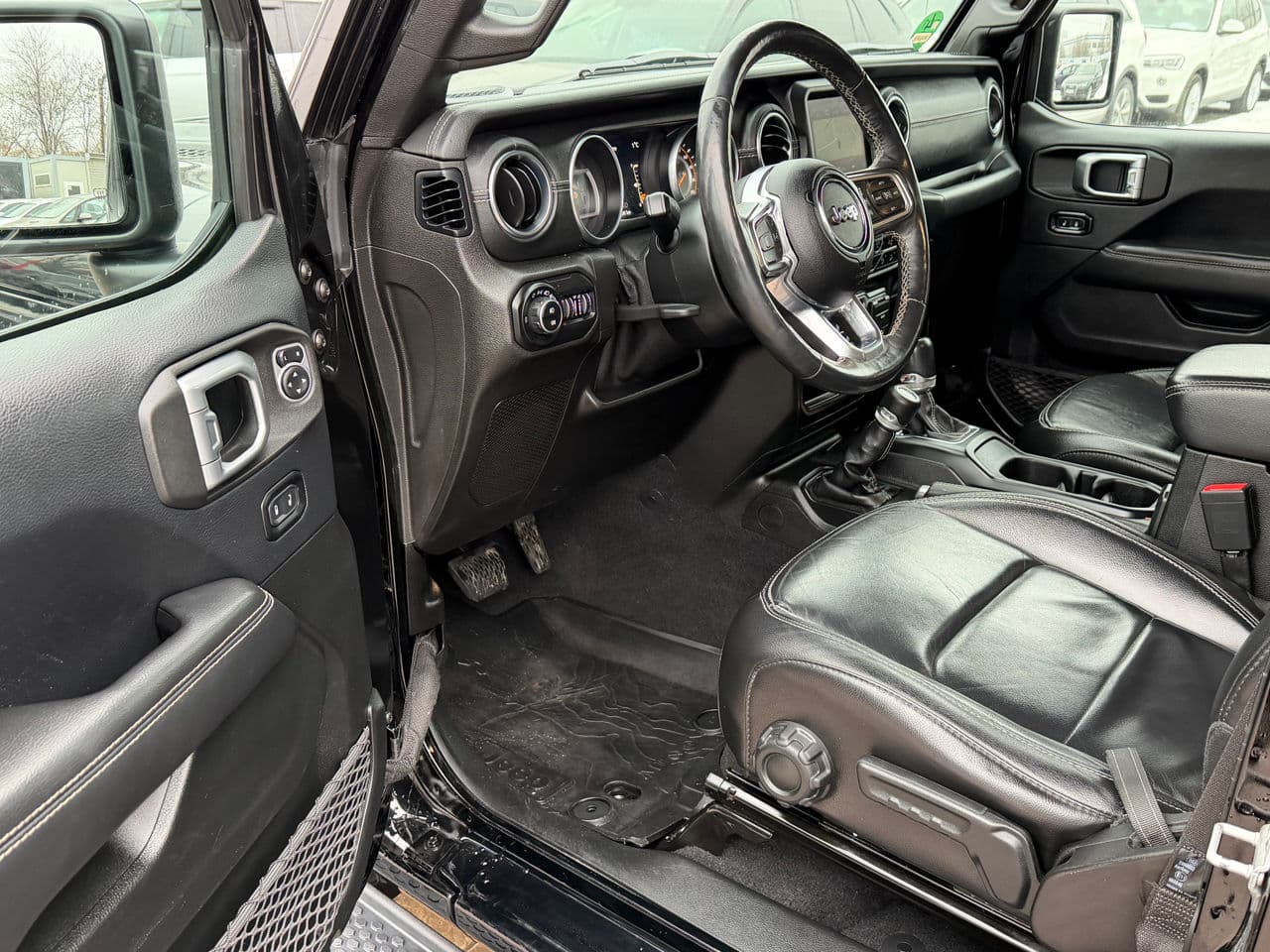 Jeep Wrangler 2019 — Миниатюра 7