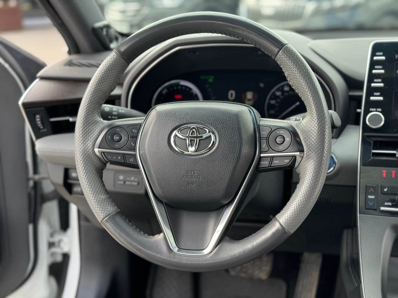 Toyota Avalon 2019 — Миниатюра 7