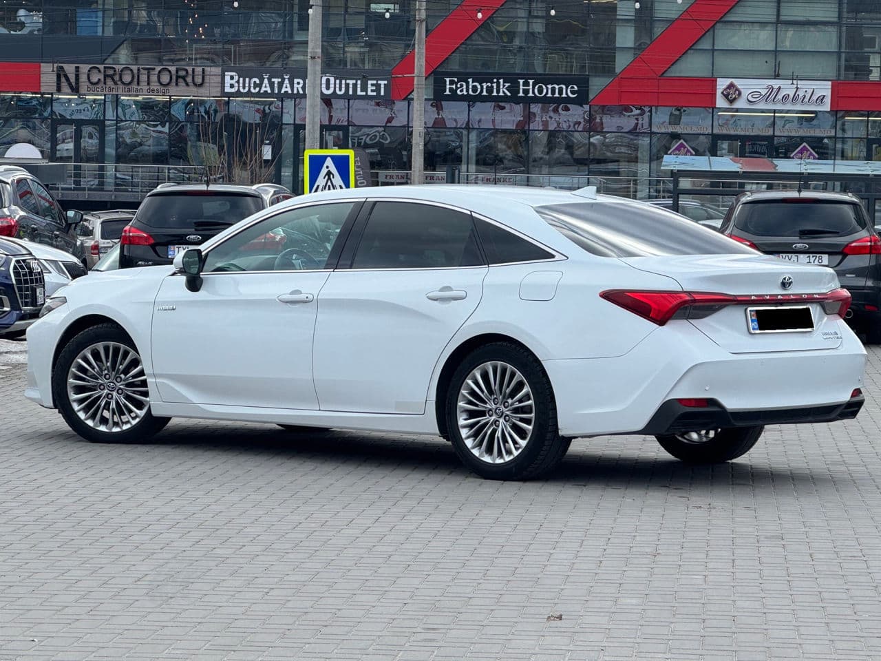 Toyota Avalon 2019 — Миниатюра 4