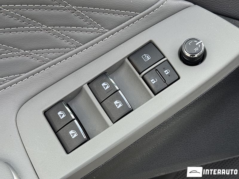 Toyota Avalon 2019 — Миниатюра 21