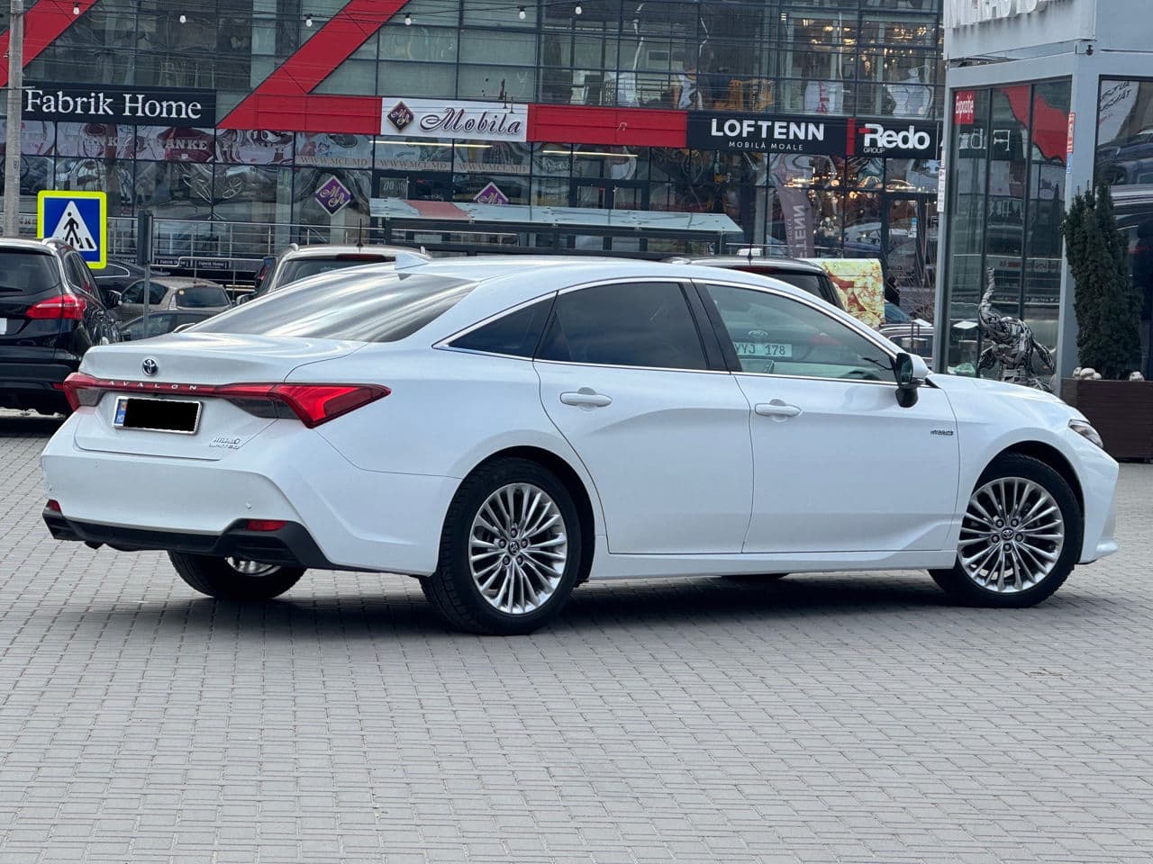 Toyota Avalon 2019 — Миниатюра 3