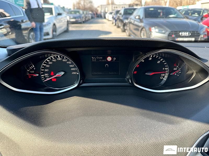 Peugeot 308 2020 — Миниатюра 9