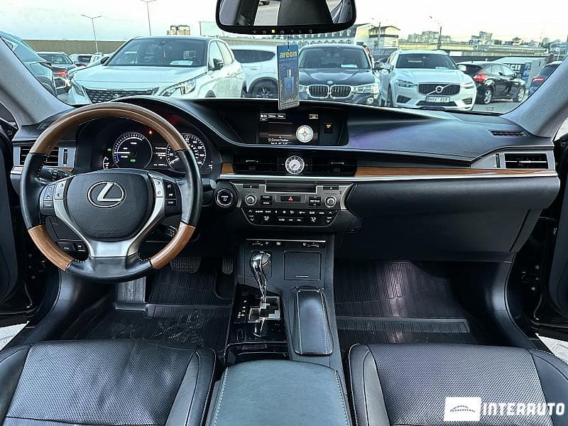 Lexus ES 300h 2015 — Миниатюра 6