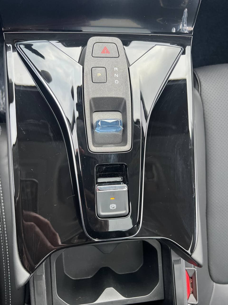 Dongfeng Mage 2024 — Миниатюра 13
