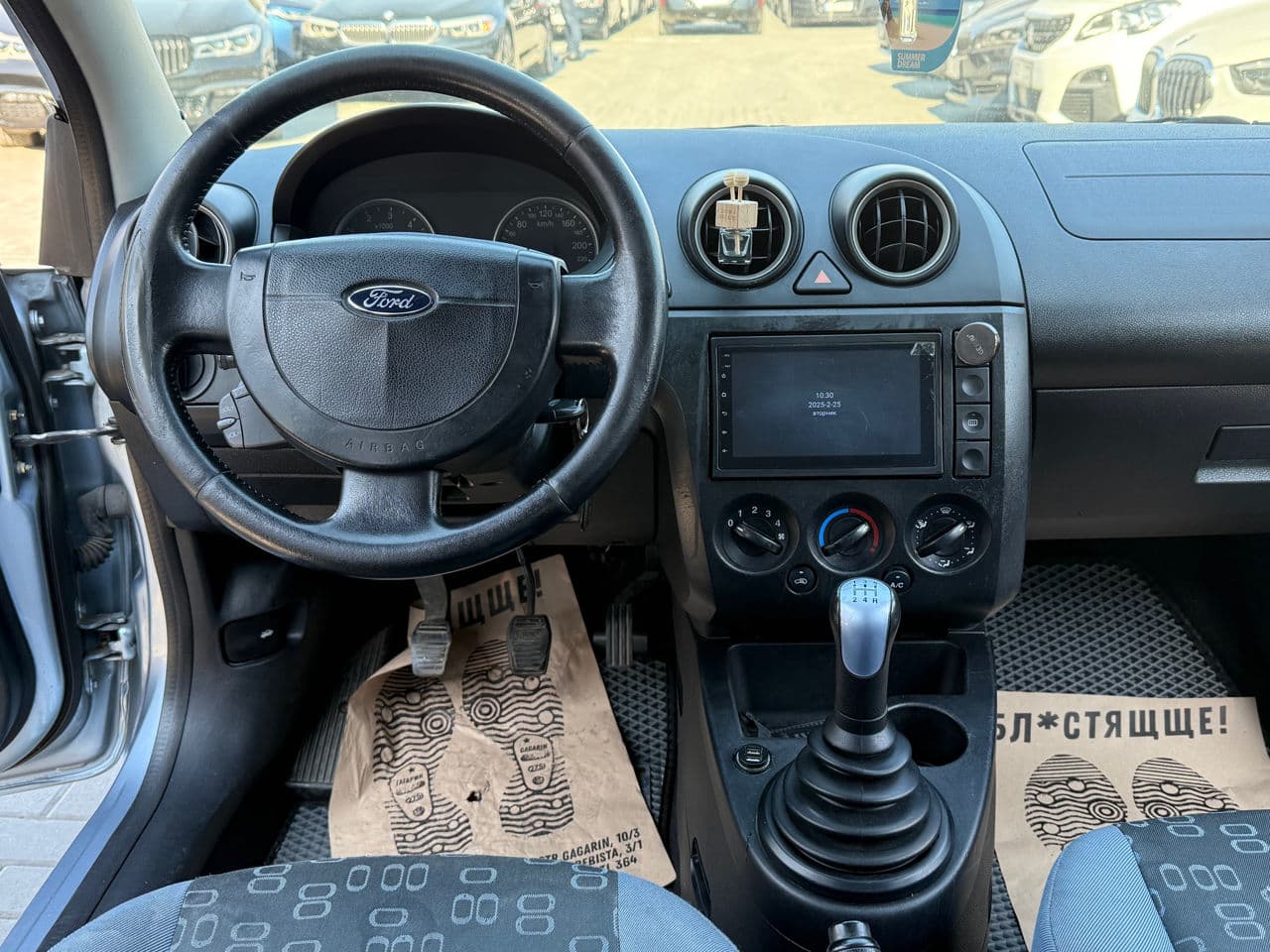 Ford Fiesta 2005 — Миниатюра 6