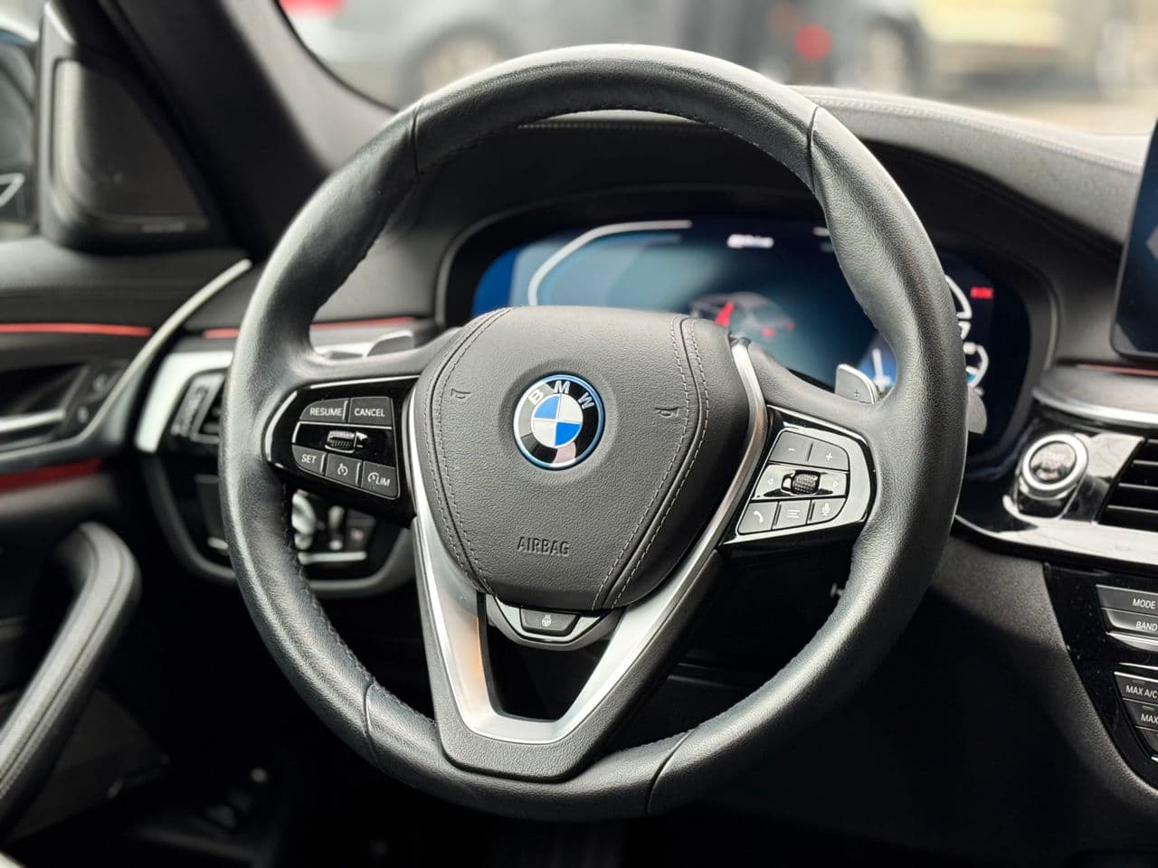 BMW 530e 2022 — Миниатюра 15