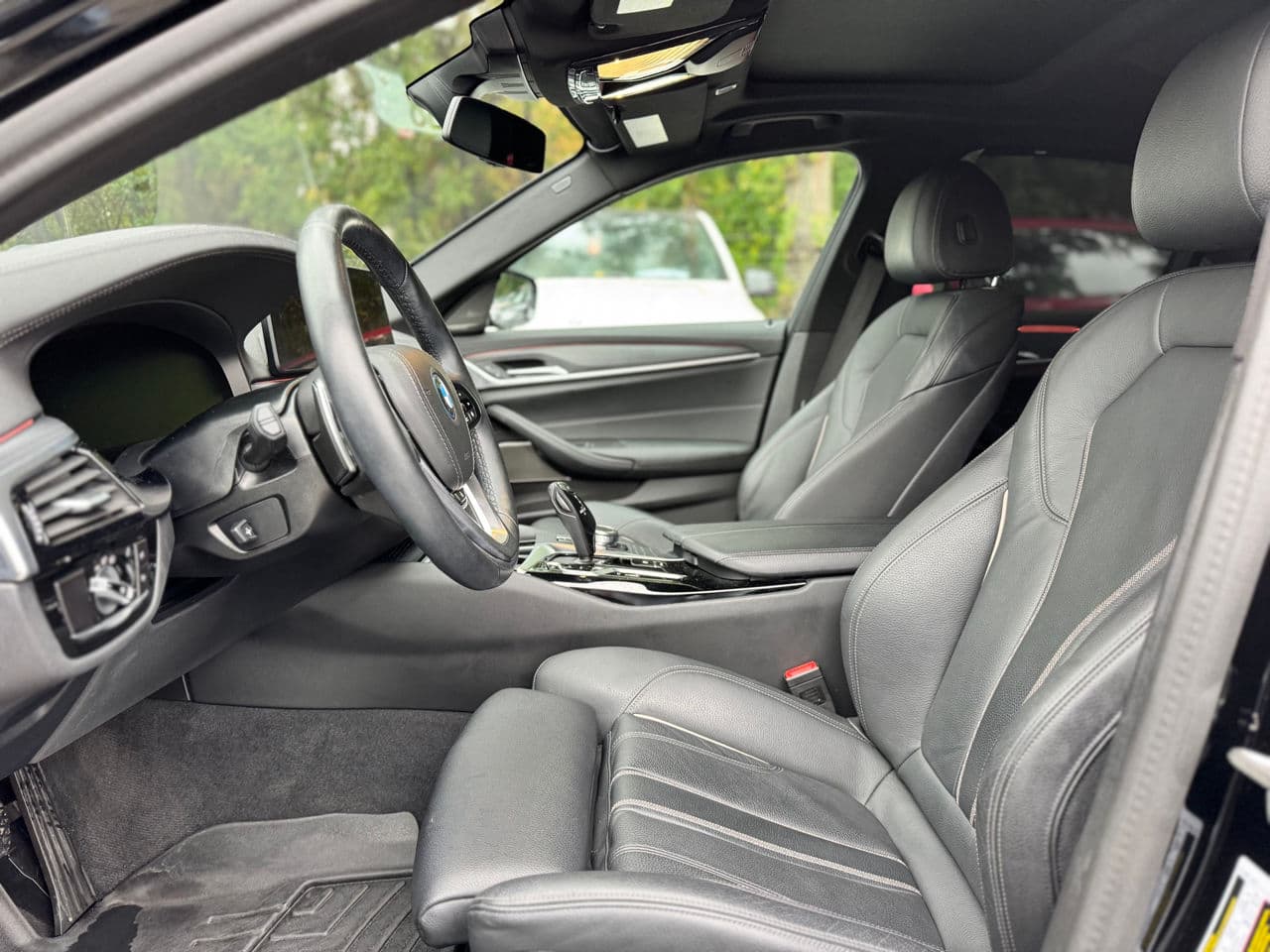 BMW 530e 2022 — Миниатюра 11