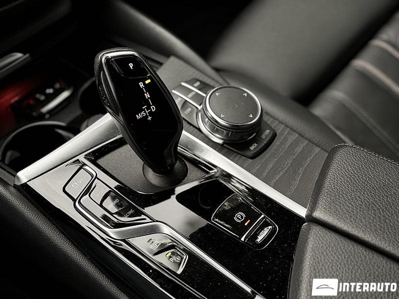 BMW 530e 2022 — Миниатюра 19