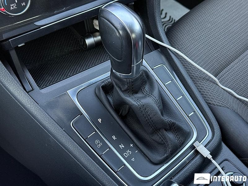 Volkswagen Golf 2019 — Миниатюра 12