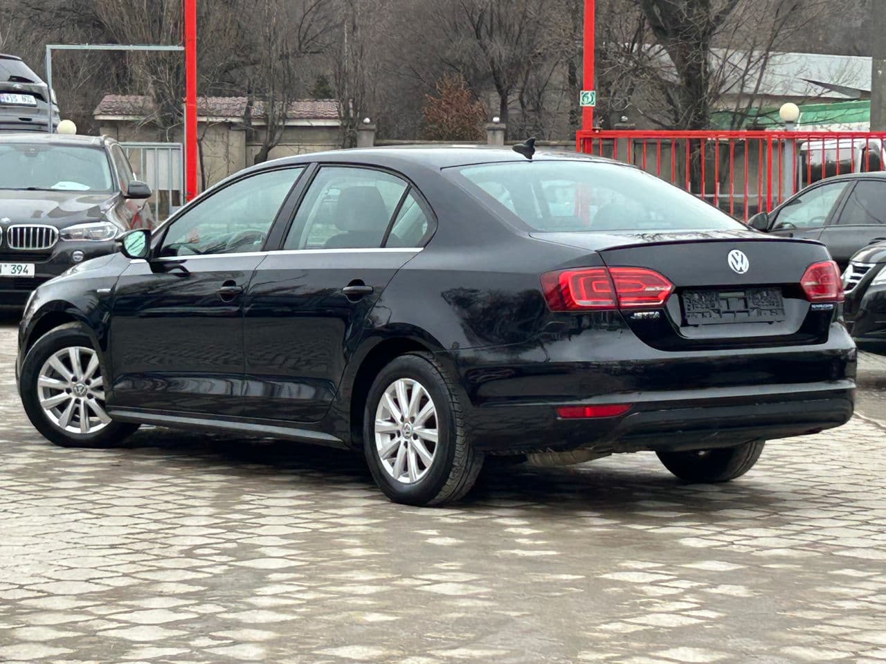 Volkswagen Jetta 2013 — Миниатюра 2
