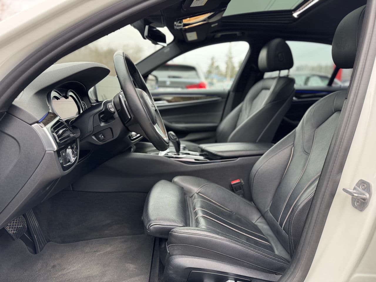 BMW 530e 2017 — Миниатюра 6