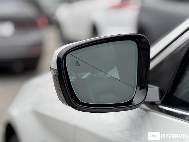 BMW 530e 2017 — Миниатюра 5