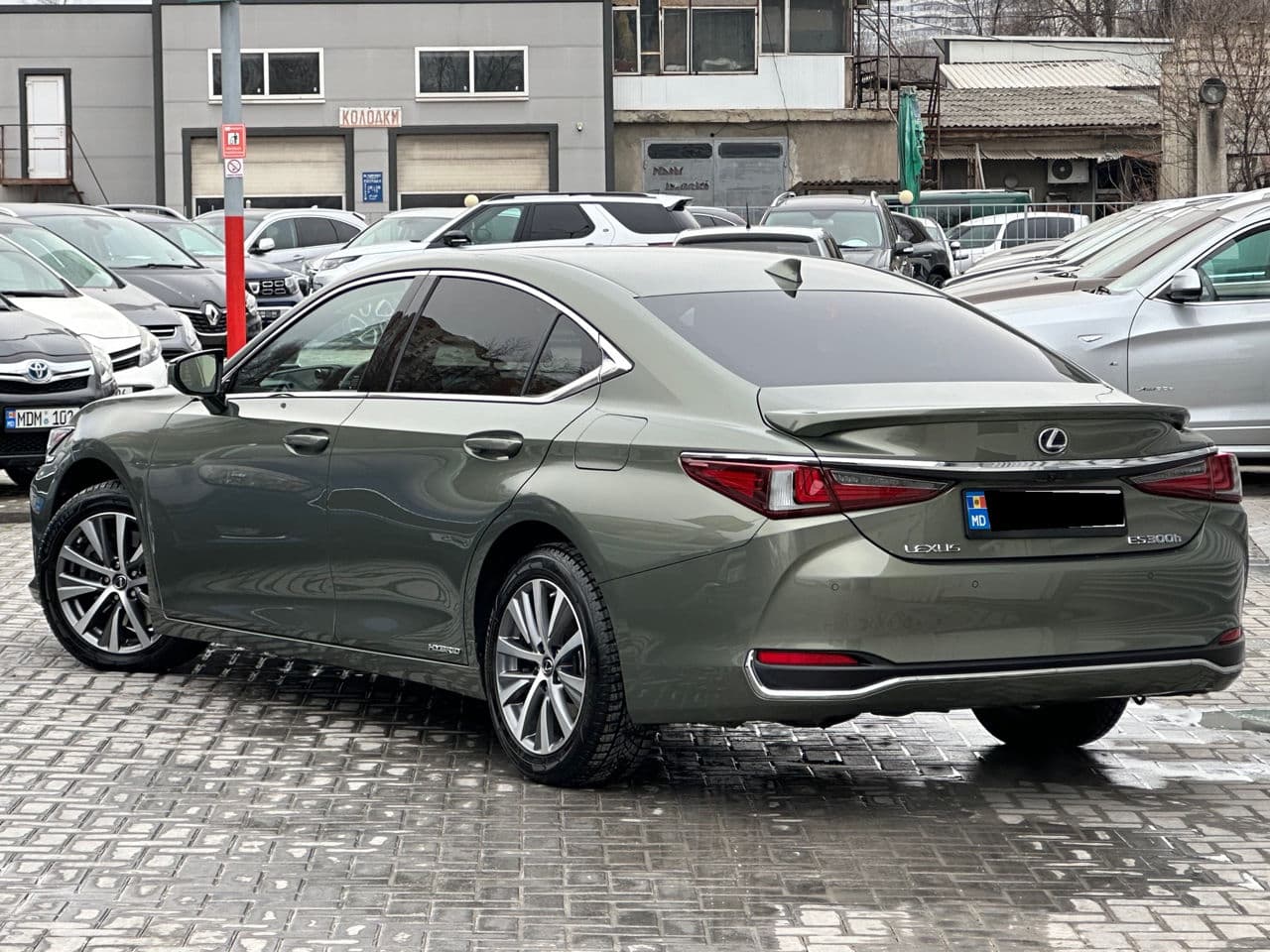 Lexus ES 300h 2020 — Миниатюра 4