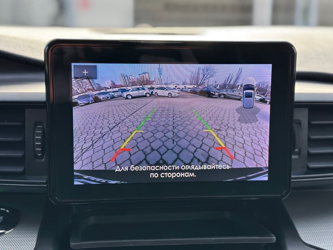 Ford Explorer 2019 — Миниатюра 12