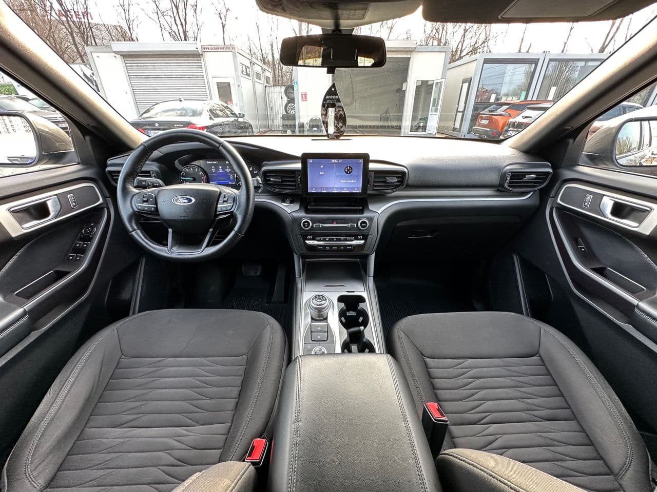 Ford Explorer 2019 — Миниатюра 8