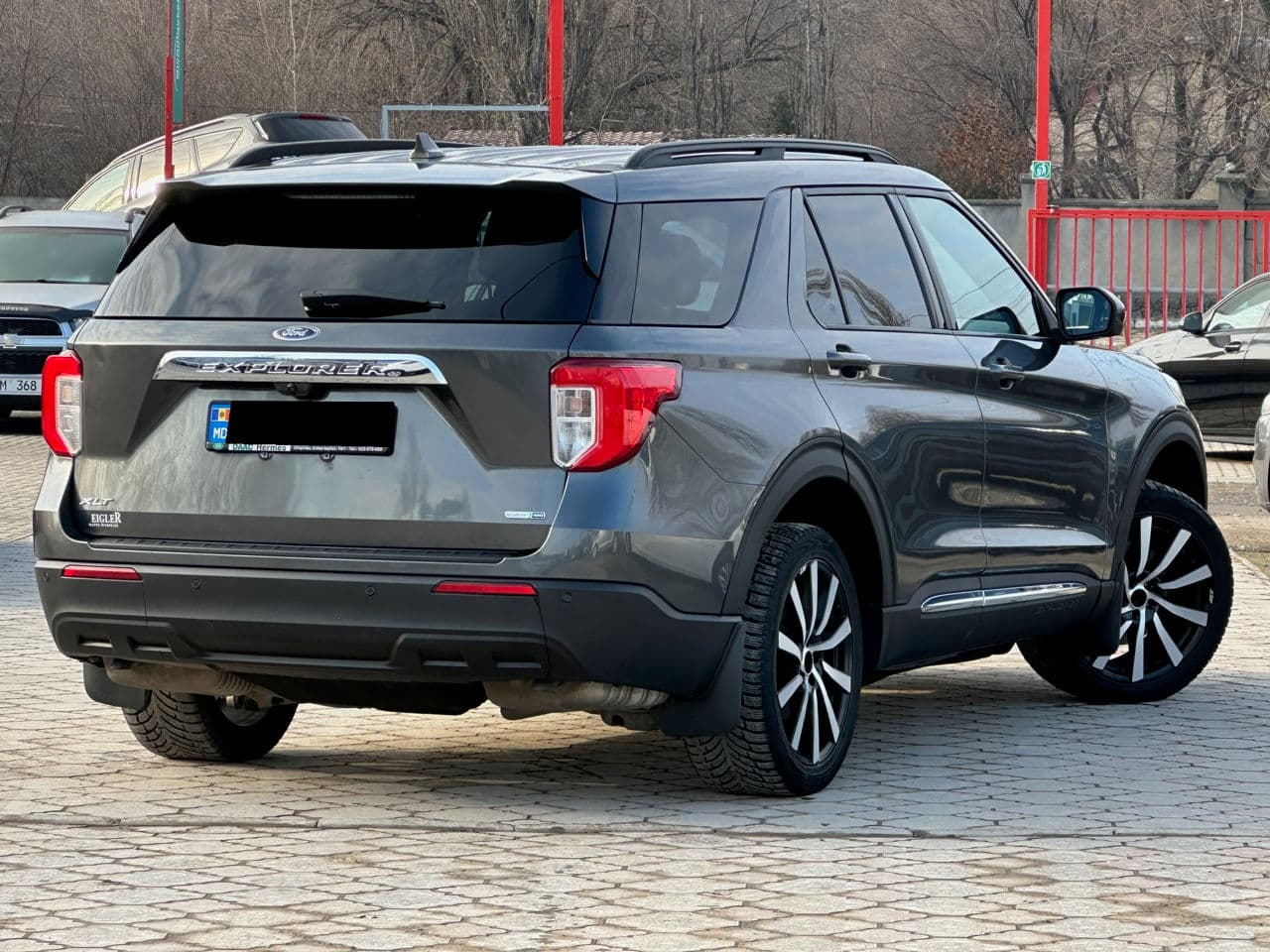 Ford Explorer 2019 — Миниатюра 3