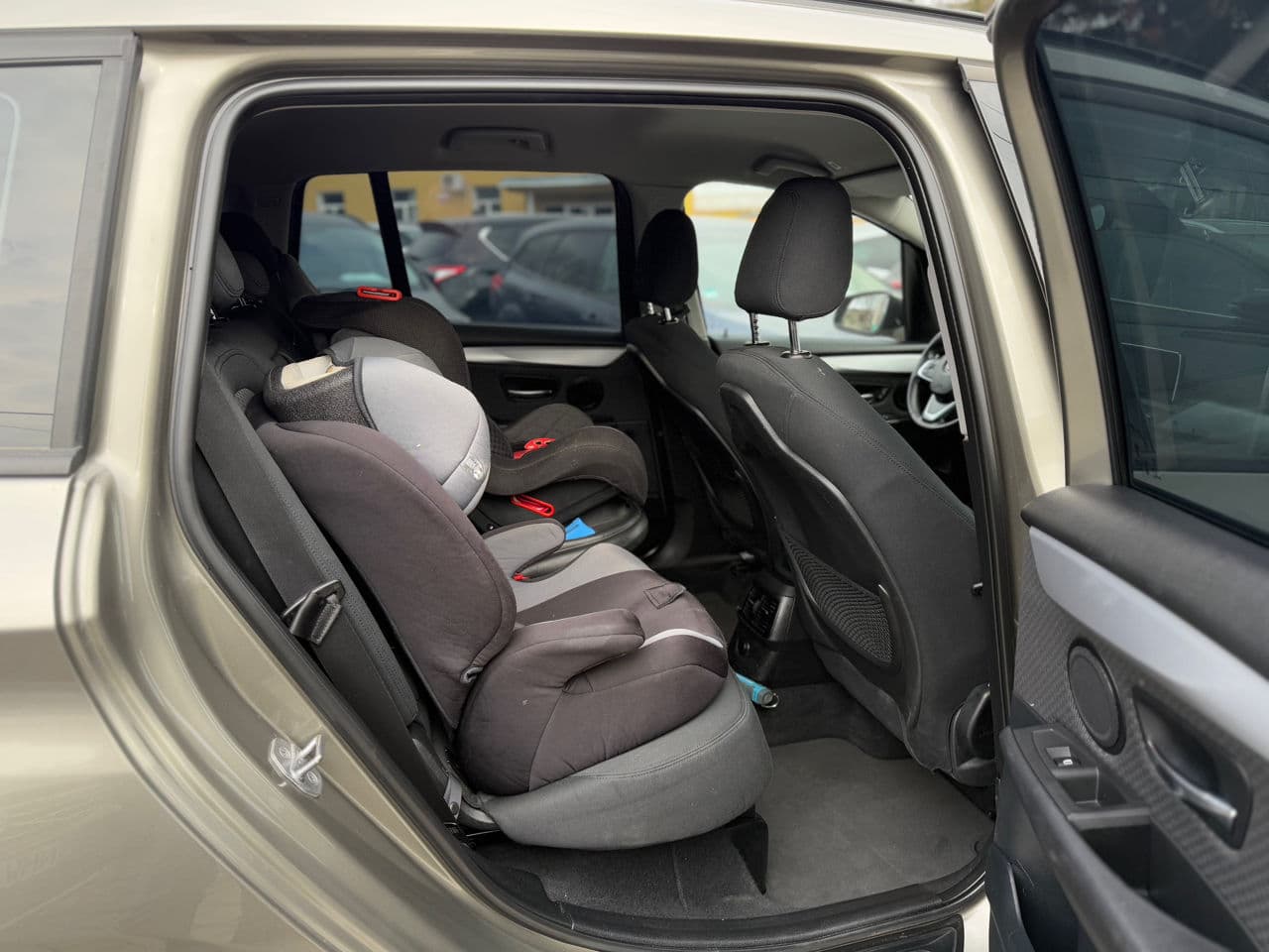 BMW 216d 2016 — Миниатюра 17
