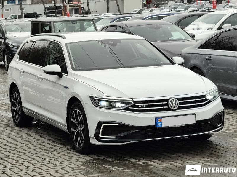 Volkswagen Passat GTE 2020 — Миниатюра 3