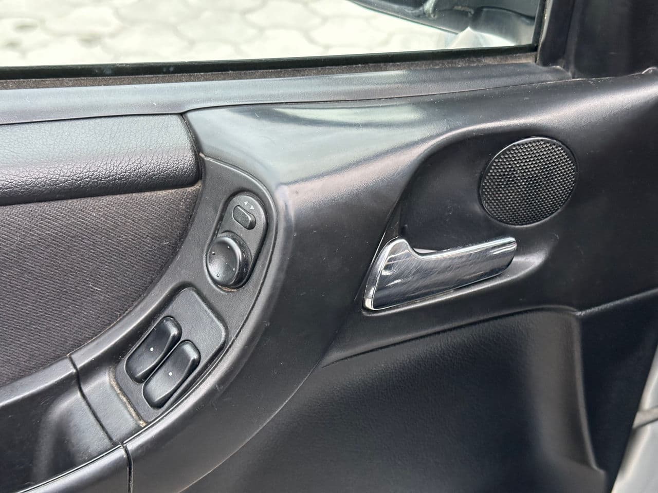 Opel Zafira 2005 — Миниатюра 13