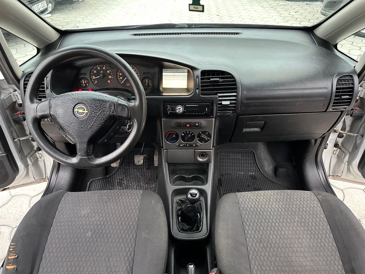 Opel Zafira 2005 — Миниатюра 7