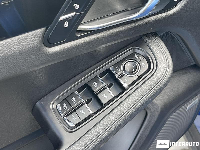Porsche Macan 2016 — Миниатюра 5
