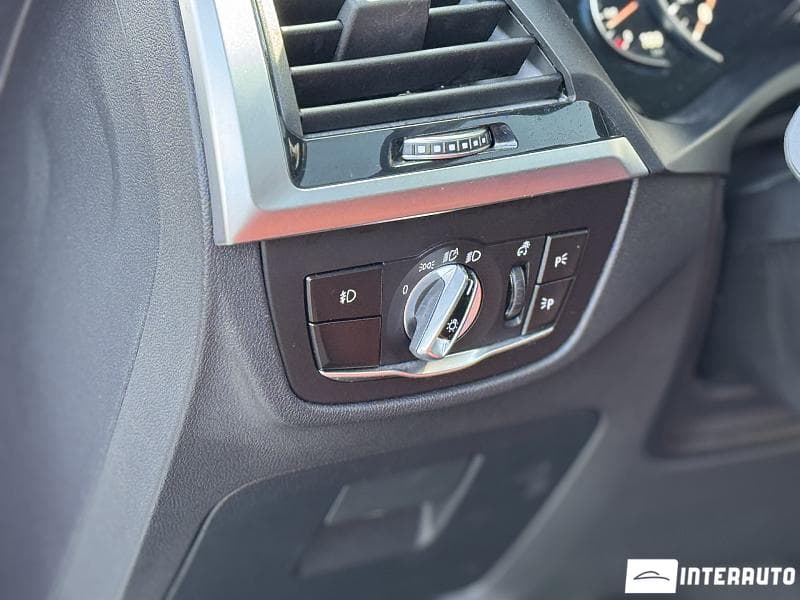 2019 BMW X4 3.0i — Miniatură 11