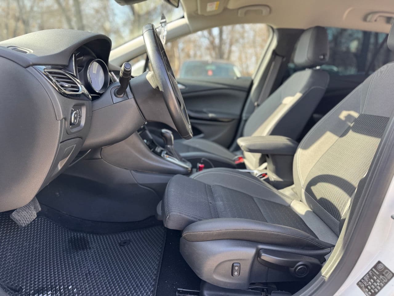 Opel Astra 2020 — Миниатюра 6