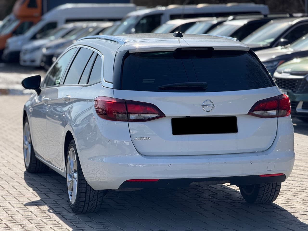 Opel Astra 2020 — Миниатюра 2