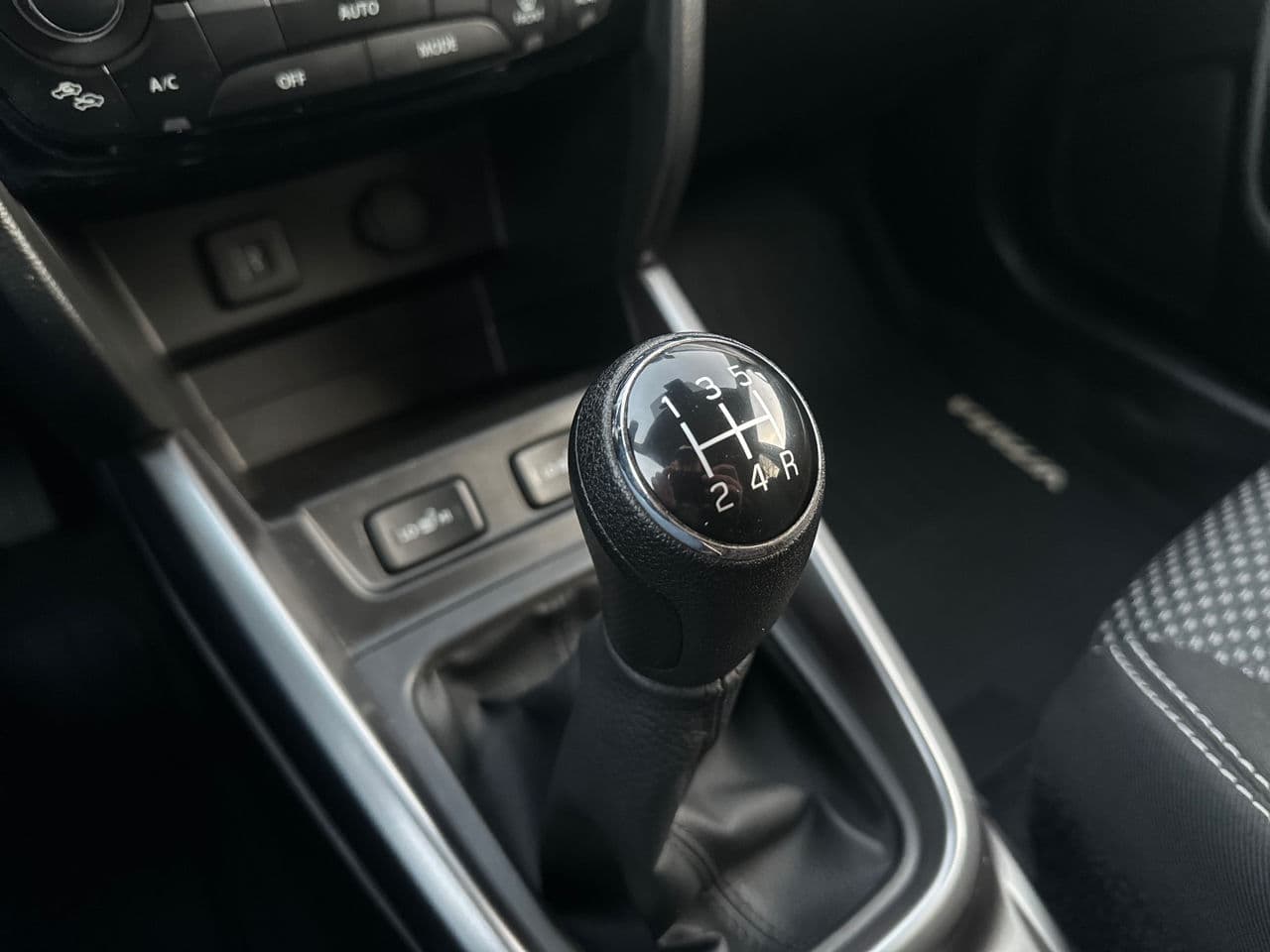 Suzuki Vitara 2019 — Миниатюра 14