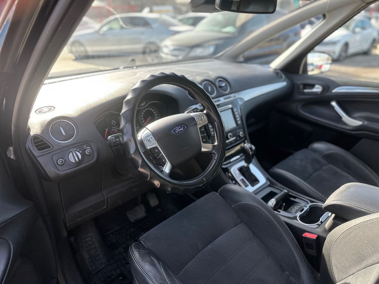 Ford S-Max 2012 — Миниатюра 5