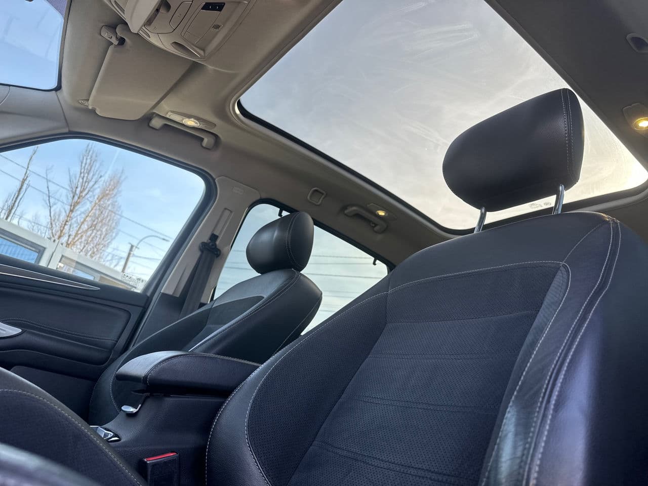 Ford S-Max 2012 — Миниатюра 17