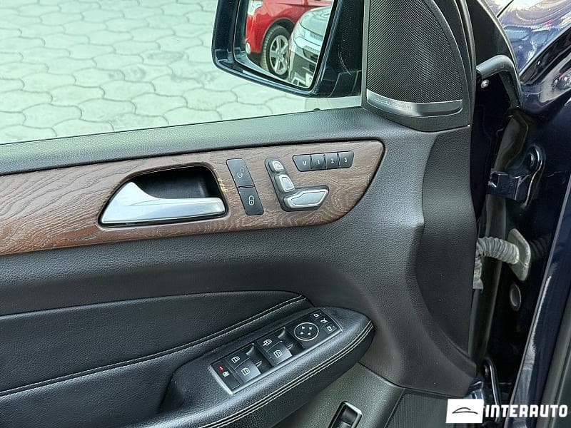 Mercedes GLE 350d 2016 — Миниатюра 16