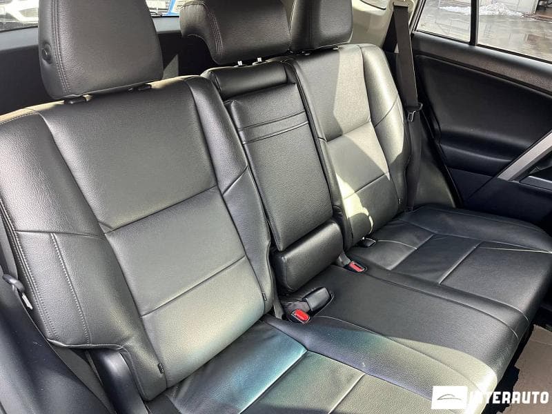 Toyota Rav-4 2018 — Миниатюра 17