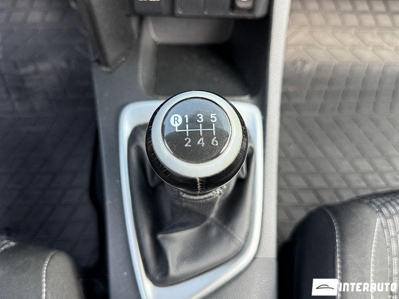 Toyota Auris 2015 — Миниатюра 11
