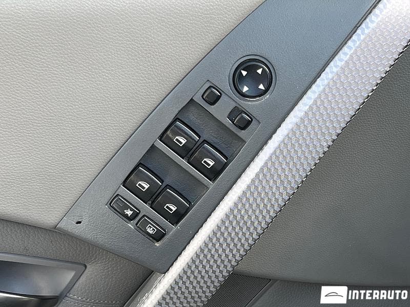 BMW 520 2004 — Миниатюра 10