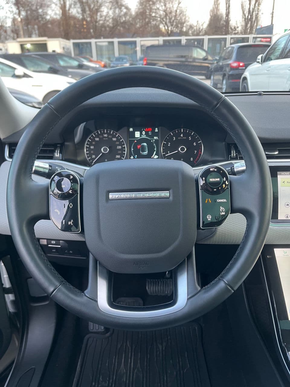 Land Rover Range Rover Evoque 2020 — Миниатюра 11