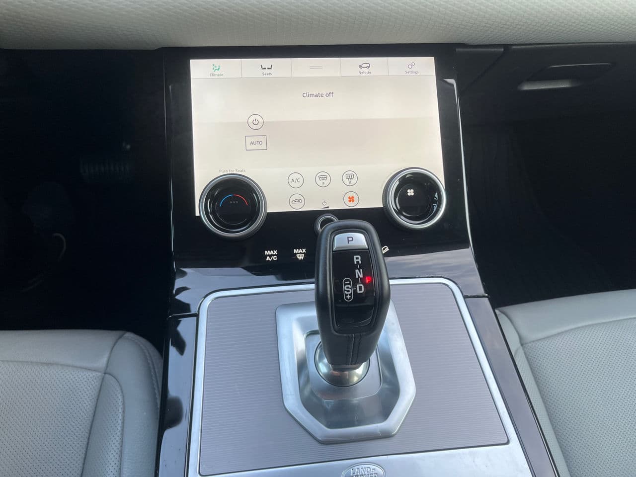 Land Rover Range Rover Evoque 2020 — Миниатюра 15